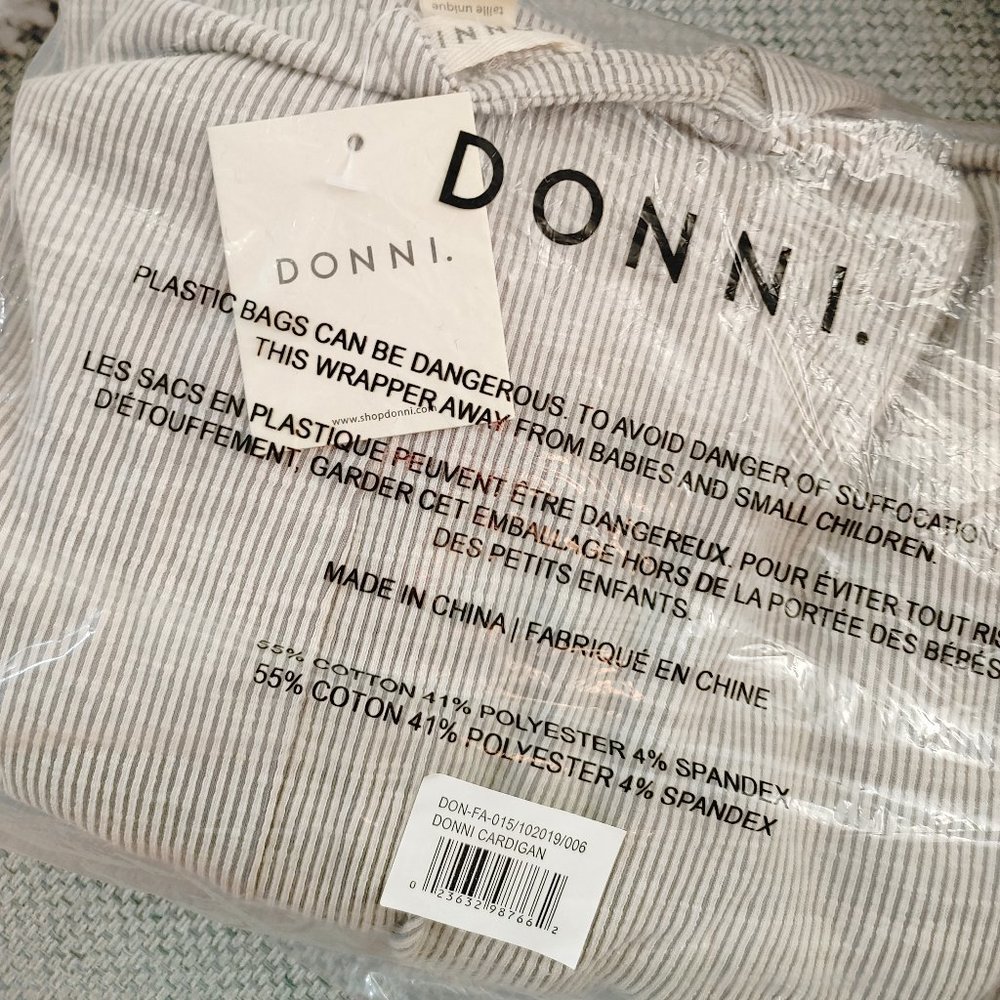NWT DONNI. Ribbed Sweater Coat - Picture 5 of 5